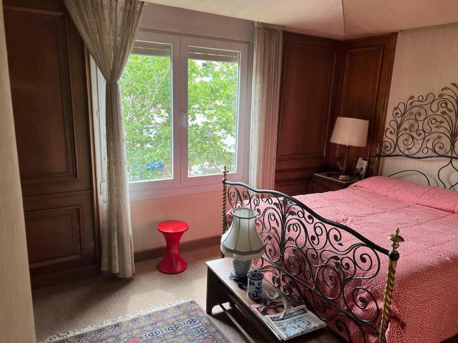 Gran Piso Terrassa Centro Rambla 5 Habitaciones エクステリア 写真