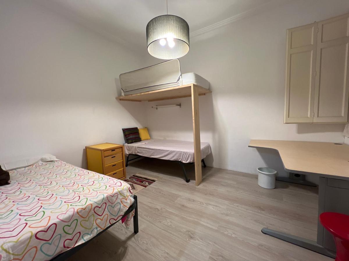 Gran Piso Terrassa Centro Rambla 5 Habitaciones エクステリア 写真